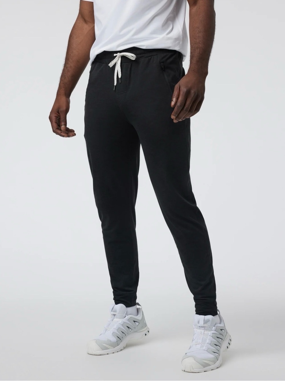 Vuori Ponto Performance Athletic Jogger Heathered Black Men’s Medium